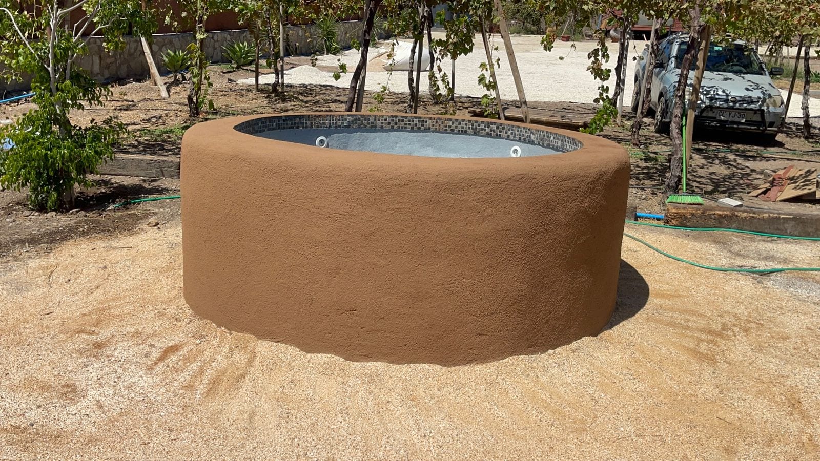Jacuzzi circular fabricado a medida por Máster Piscinas